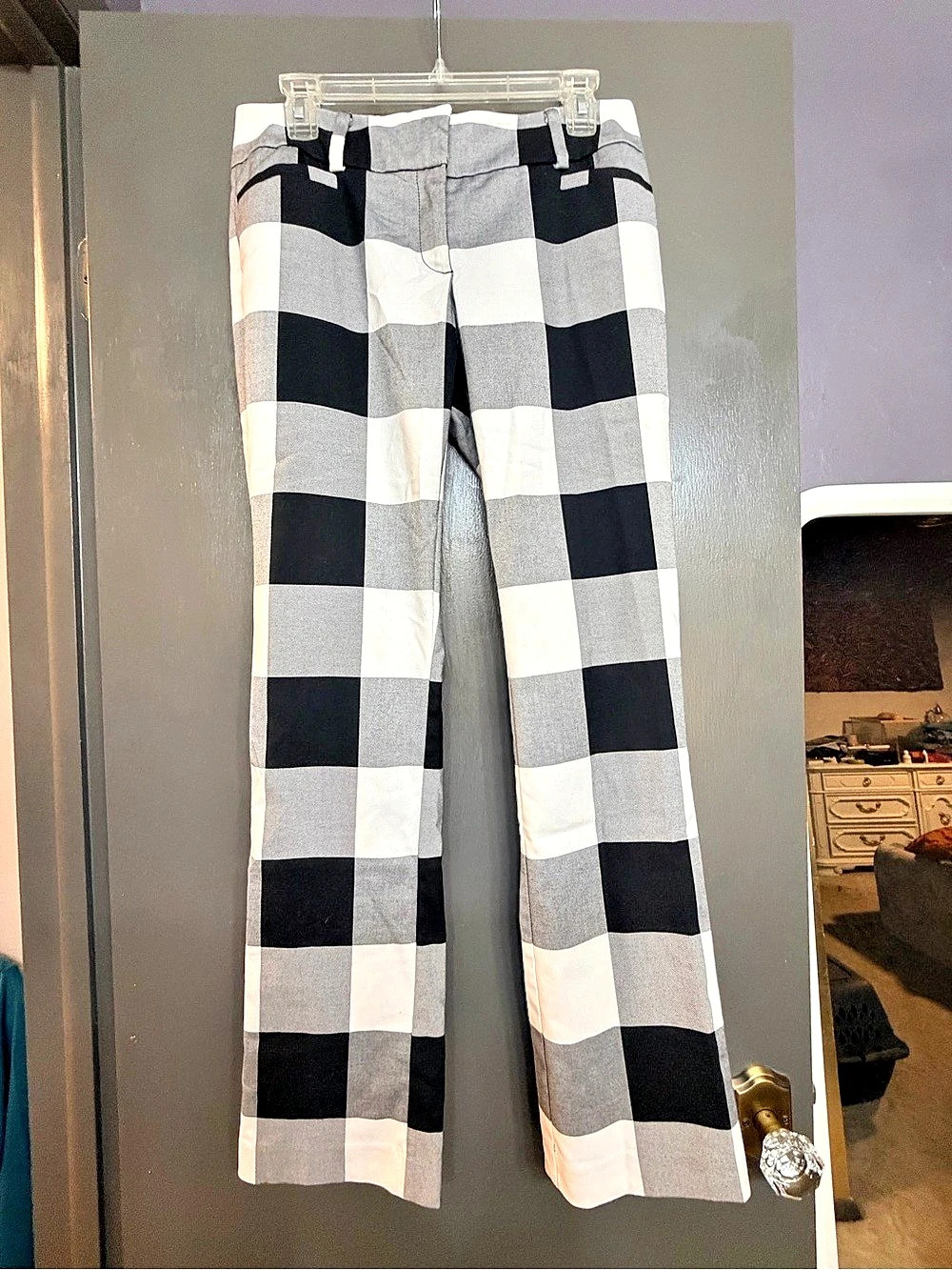 7th Avenue Design Studio New York & Company Checkered Straight Leg Pants